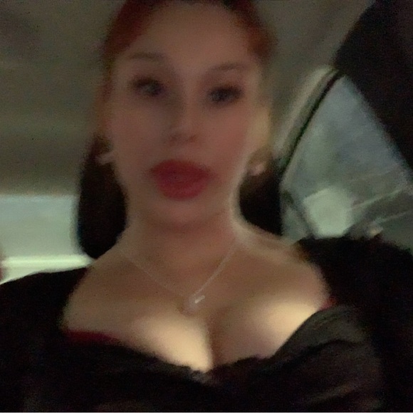 Meet your Posher, Brooklynn - Picture 1 of 1